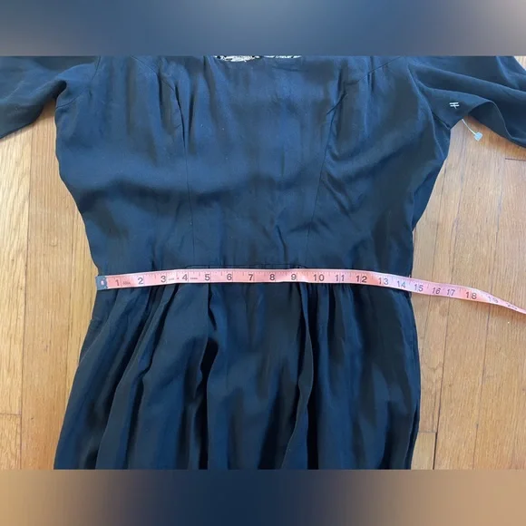 50s Vintage 3/4 Length Sleeve LBD Wiggle Dress - Picture 5 of 9